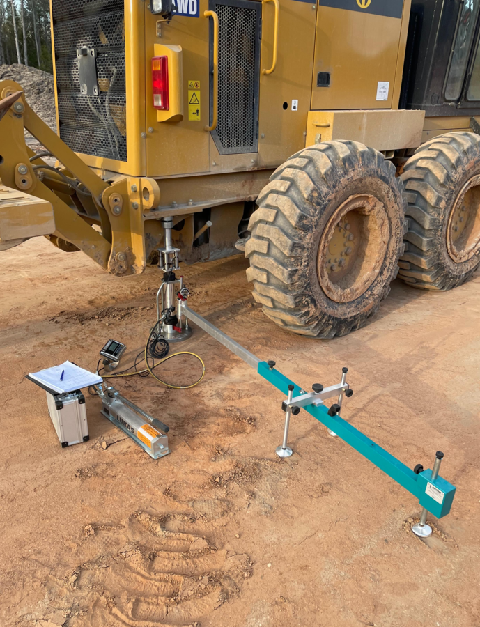 Infratest 10-2350 Прибор для определения характеристик деформативности конструктивных слоев дорожной одежды , 100 кН