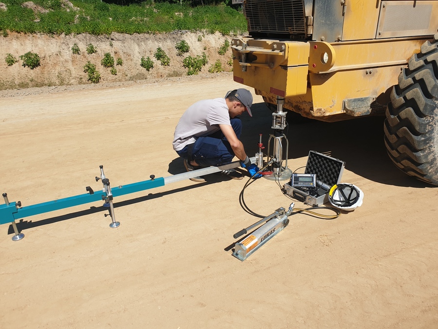 Определение модуля упругости основания статическим штампом